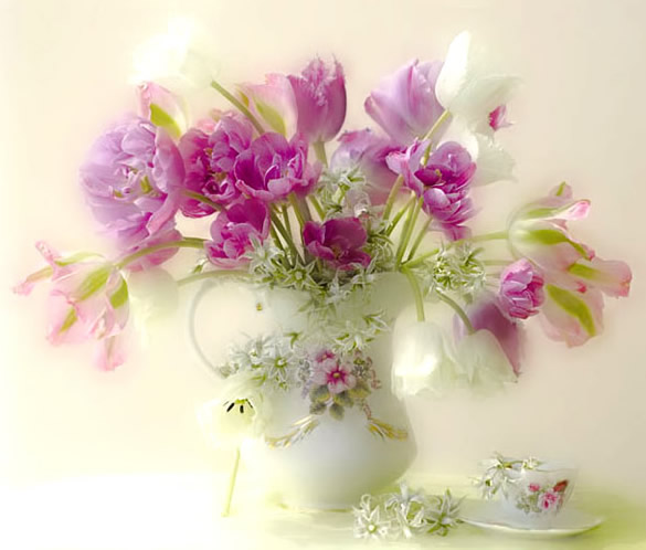 Bellissimo vaso con fiori